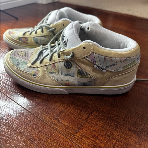 Cream Sneakers with Padded Collar and Rubber Outsole - Picture 1 of 4